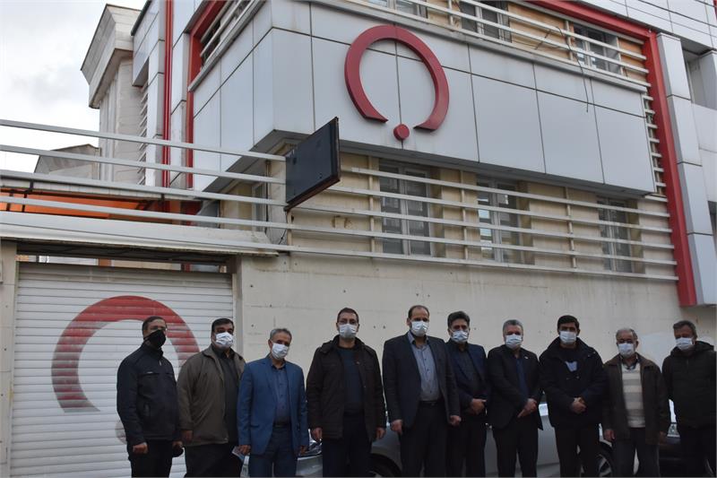 جمعی از کارکنان شرکت گاز استان مرکزی واحدی از خون خود را اهداء نمودند