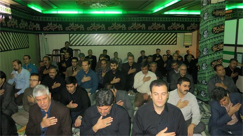 برگزاری مراسم پر فیض زیارت عاشورا در شرکت گاز استان مرکزی همزمان با هفته احیاء امربه معروف ونهی از منکر