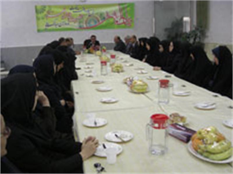 بانوان شاغل در شرکت گاز استان مرکزی به مناسبت روز زن مورد تجلیل قرار گرفتند