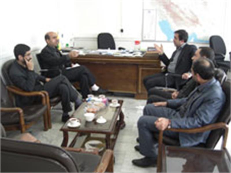 فرماندار شهرستان اراک در شرکت گاز استان مرکزی حضور یافت و پیگیر پروژه های گازرسانی در سطح این شهرستان شد