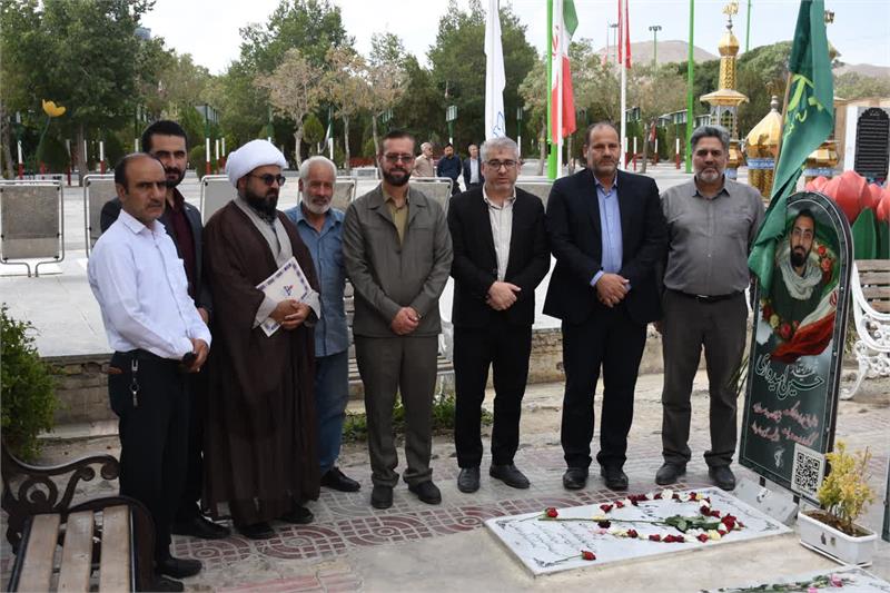 تجدید میثاق کارکنان شرکت گاز استان مرکزی با آرمان های والای انقلاب و شهدا