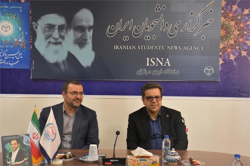 بازدید مدیرعامل شرکت گاز استان مرکزی از خبرگزاری ایسنا و ساختمان جهاد دانشگاهی