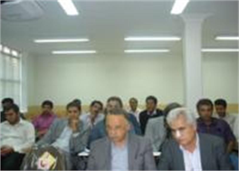 نشست پرسش و پاسخ پیمانکاران با اعضاء هیأت مدیره شرکت گاز استان مرکزی