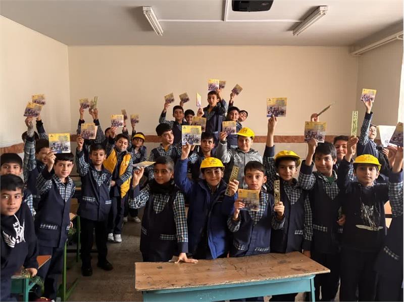 ارائه دو هزار و ۵۰۰ نفر ساعت آموزش ایمن و بهینه مصرف گاز به دانش‌آموزان