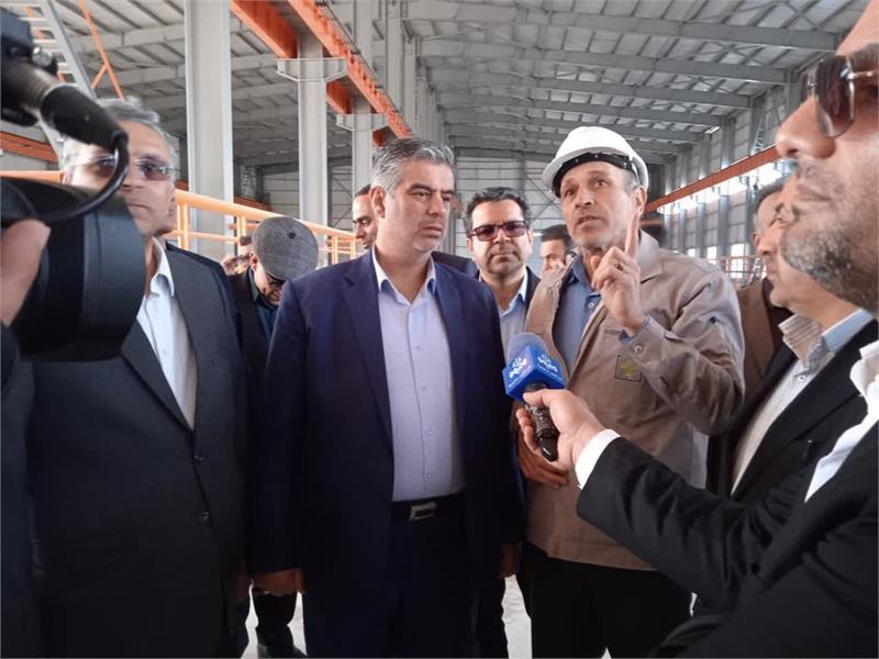 برگزاری جلسه بررسی مسائل و مشکلات مرتبط با شرکت کربن صنعت امیر کبیر اراک باحضور استاندار مرکزی و مدیرعامل شرکت گاز استان مرکزی