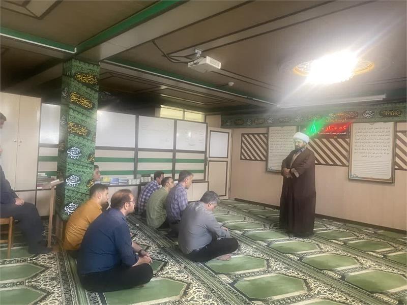 سخنرانی امام جماعت ستاد شرکت گاز استان مرکزی به مناسبت فرارسیدن ماه ربیع‌الاول