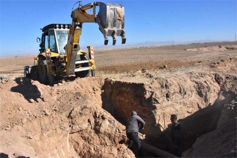 جابه جایی خطوط گاز در مسیل سیلاب روستای آهنگران در کوتاهترین زمان ممکن انجام گرفت