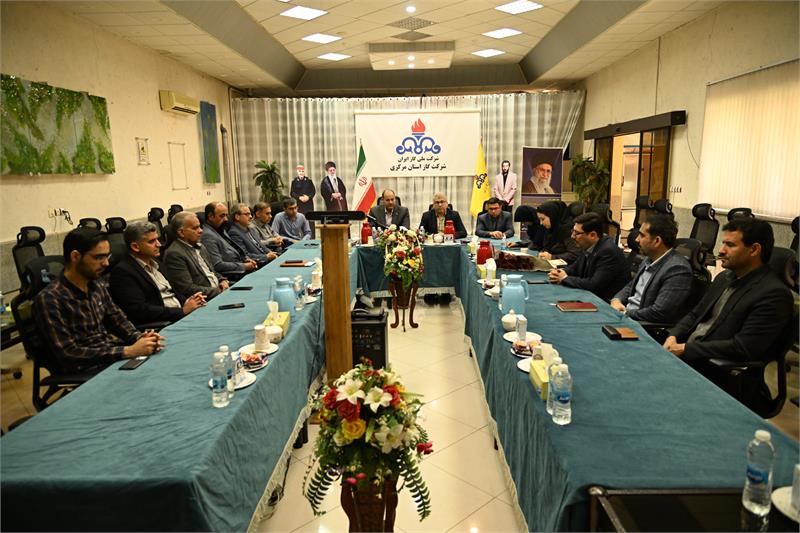 تجلیل از مدرسان داخلی شرکت گاز استان مرکزی