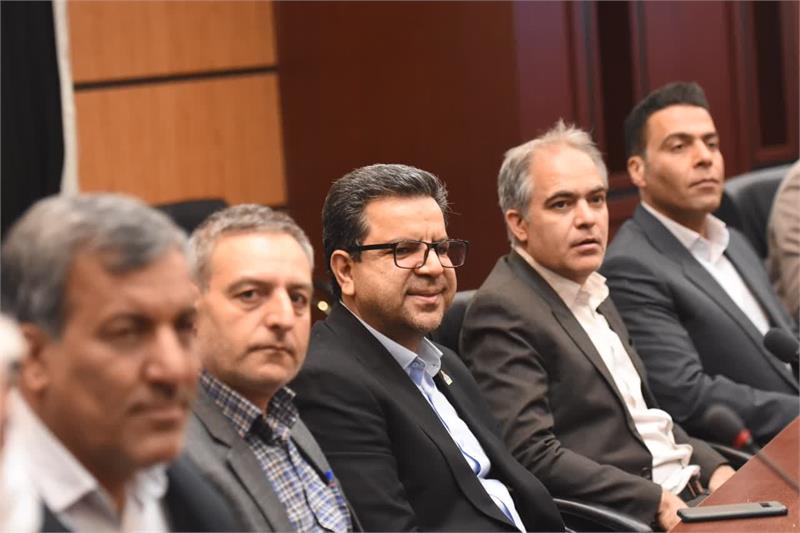 ایثارگران همواره الگوی ما در شرکت گاز استان مرکزی هستند