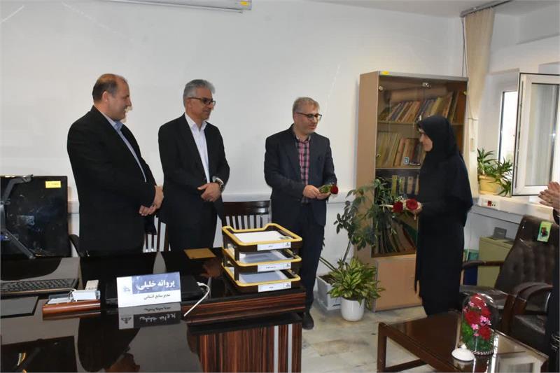 بازدید و تقدیر مدیرعامل شرکت گاز استان مرکزی از واحد منابع انسانی به مناسبت روز ملی منابع انسانی