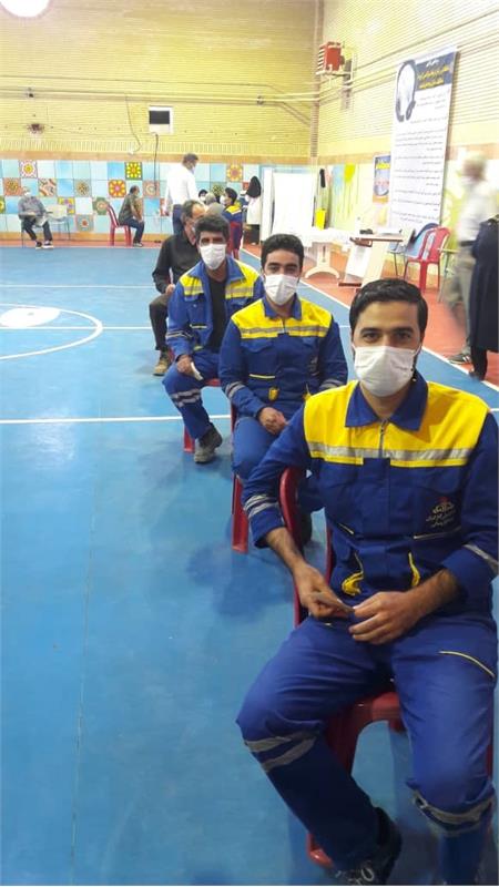 واکسیناسیون پرسنل ادارات یکی ازمهمترین راههای جلوگیری ازگسترش کووید19می باشد