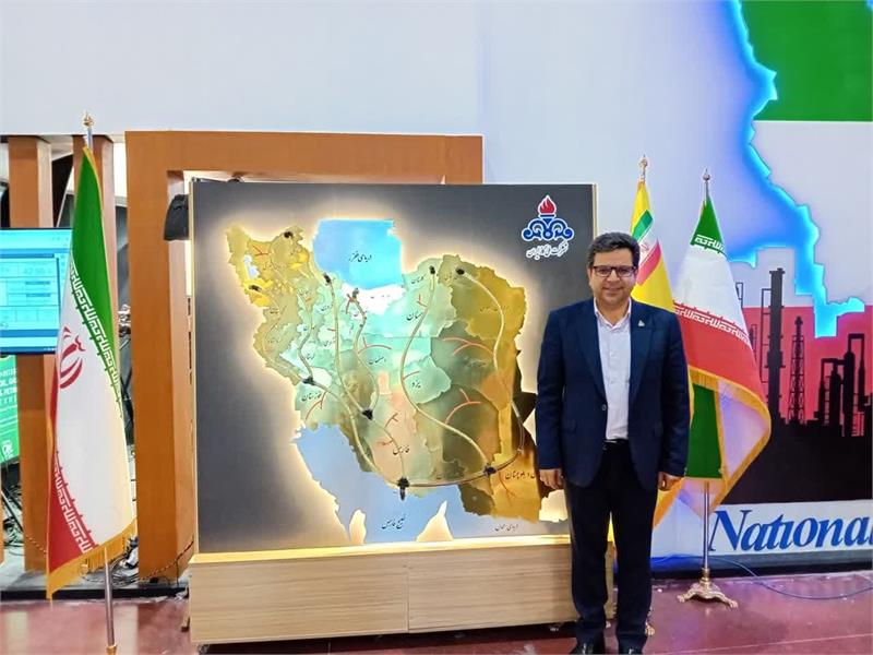 بازدید مدیر عامل شرکت گاز استان مرکزی از بیست و نهمین نمایشگاه بین المللی نفت، گاز، پالایش و پتروشیمی