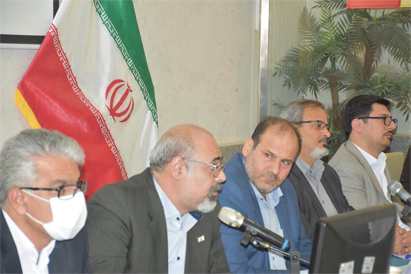 تعداد دوهزارو 53  انشعاب جدید حاصل عملکرد 6  ماهه  نخست 1401 شرکت گاز استان مرکزی می باشد